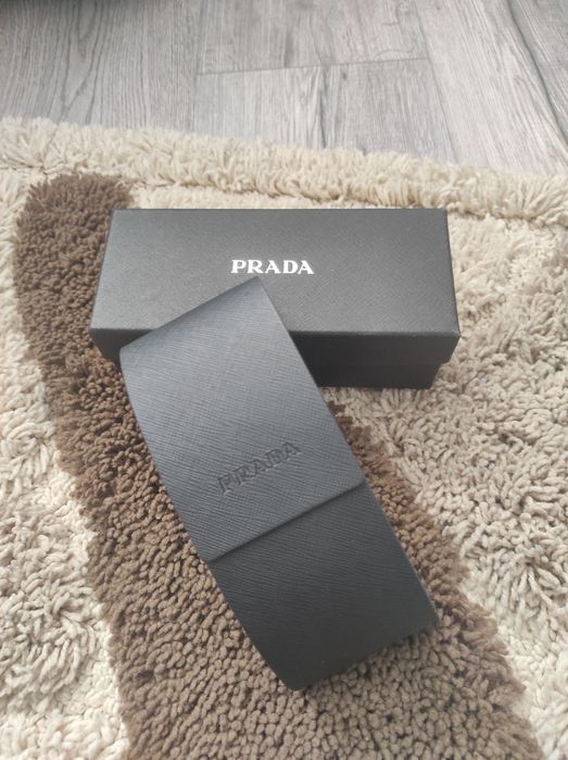 Ochelari de soare Prada