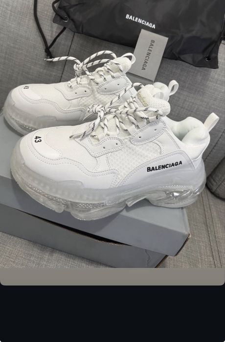 Balenciaga triplle s