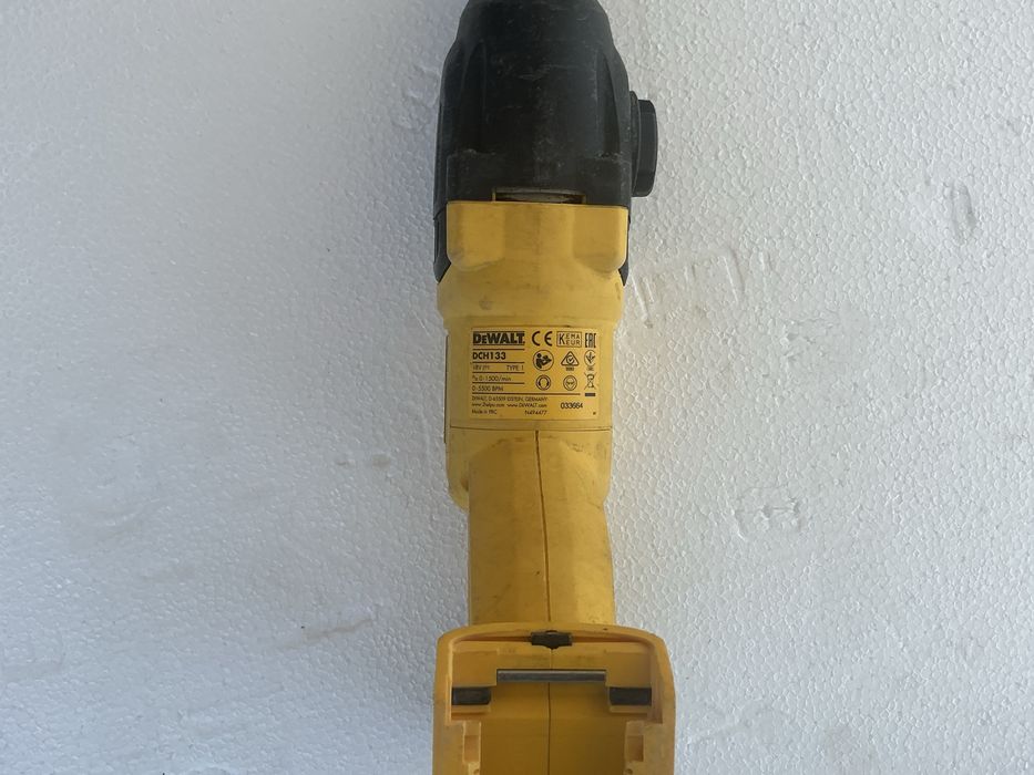 Vind Dewalt DCH133 doar corp fara nimic