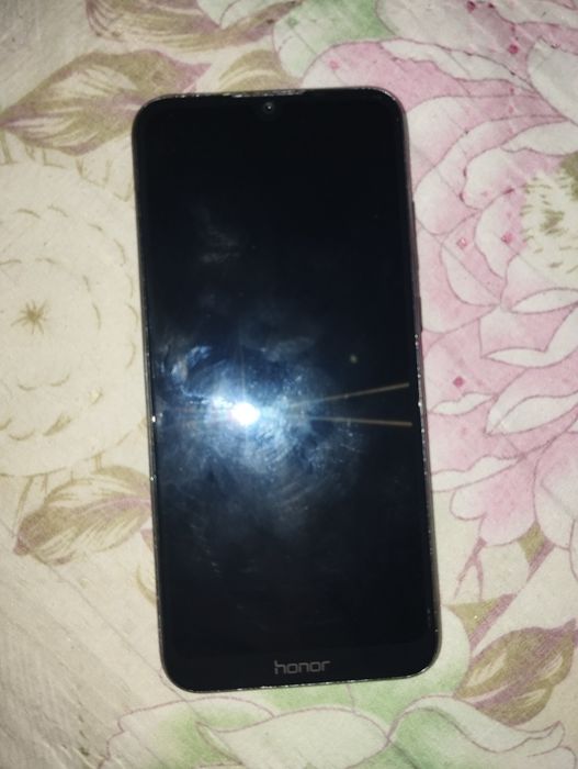 realme c11 и honor 8s