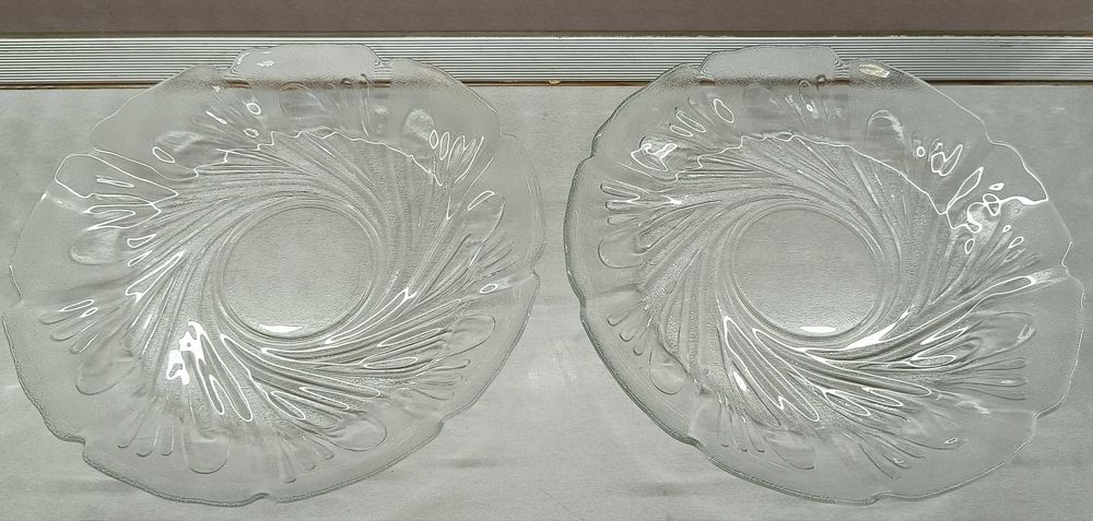 Стъклени подноси