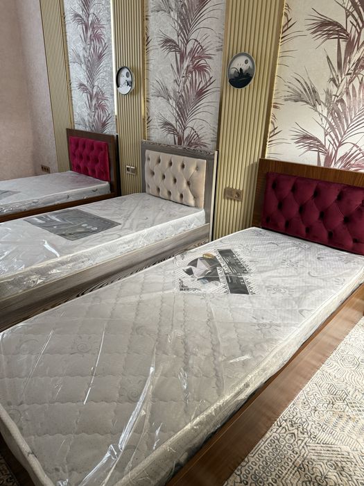 Односпальные кровати вместе с матрасом