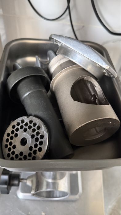 Мясорубка промышленая