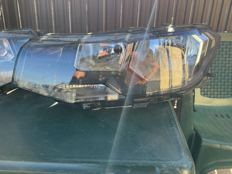 Vand faruri stanga/dreapta T-Cross