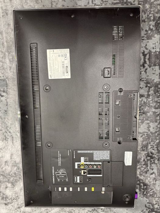 телевизор Samsung UE32F6200AK (32”, Smart TV)