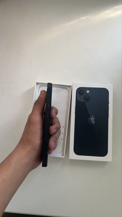 iPhone 13 128GB Midnight черный
