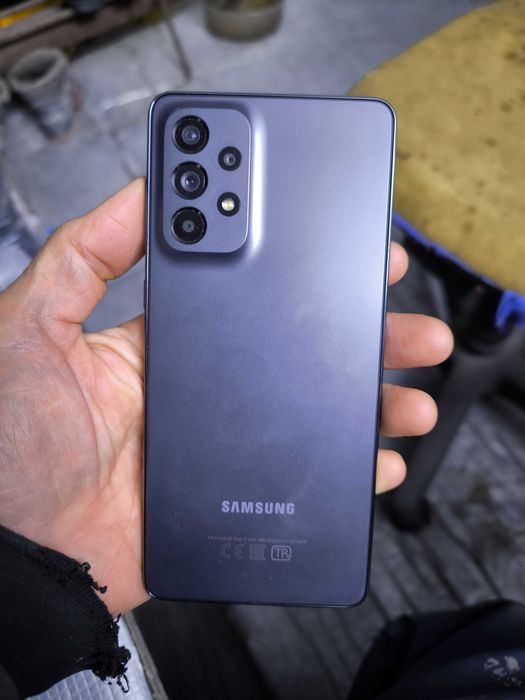 Samsung A73 5G в отличном состоянии