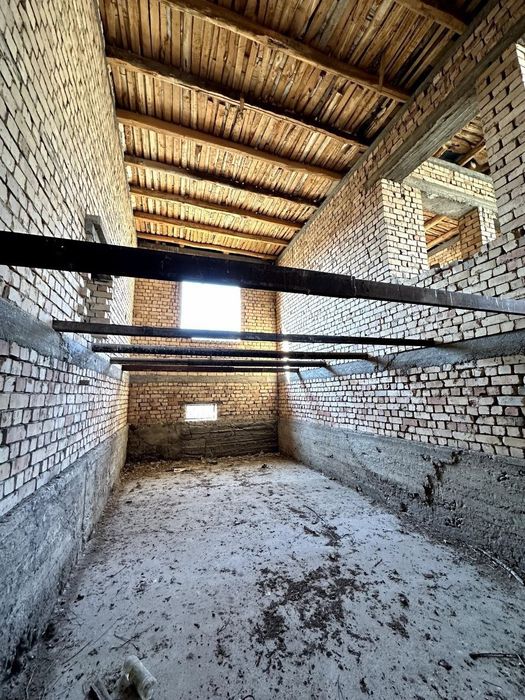 Янгиюль ул Самаркандская Дом Участок 10 соток 900 м² 10 комнат срочно