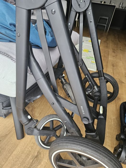 Cybex balios s lux бебешка количка