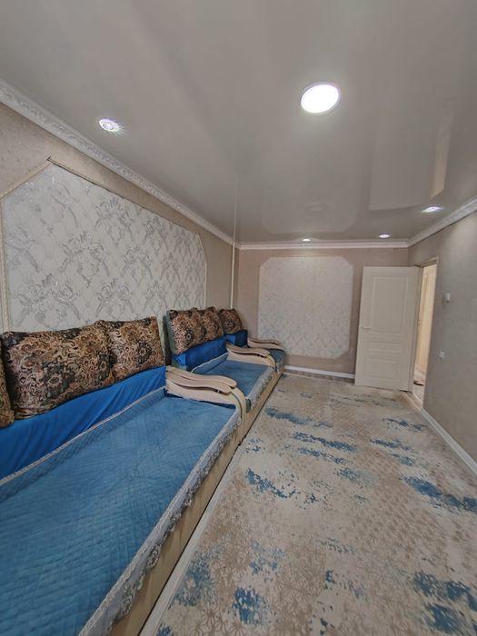 Продам квартиру трех комнатную