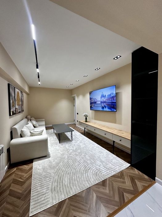 Ц-5 (монумент Мужества) 3/2/4