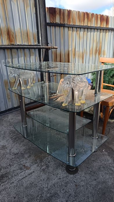 Тумба стеклянная