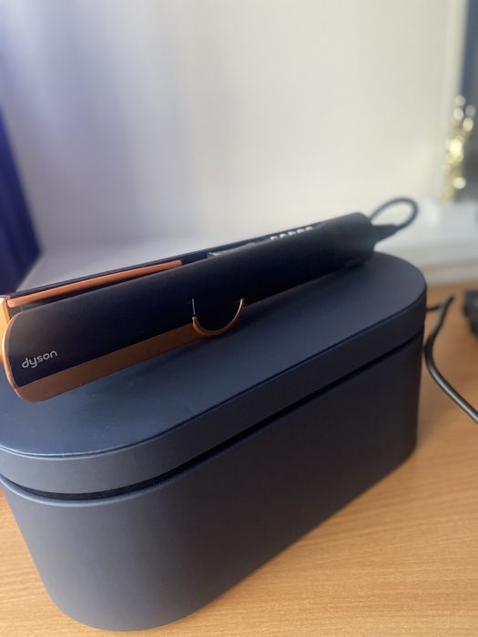 Продам фен + выпрямитель для волос