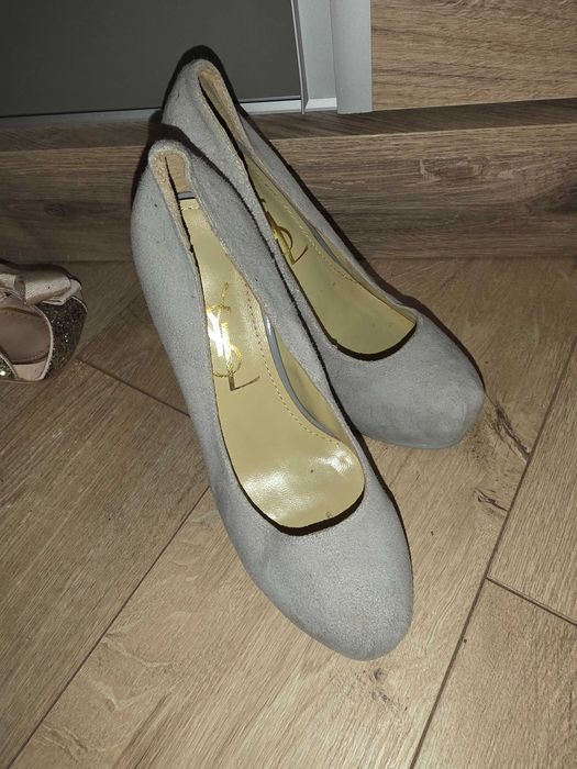 Оригинални YSL Yves Saint Laurent обувки