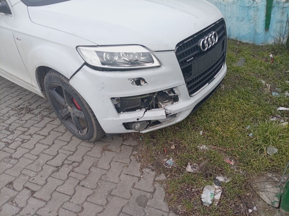 Vand/schimb Audi Q7 avariat