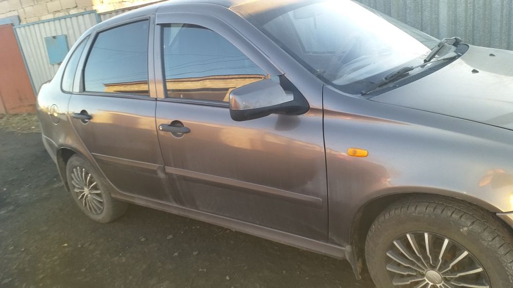 Продам  автомобиль  калина