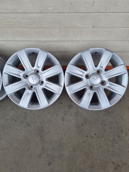 Оригинални джанти за МИТСУБИШИ MITSUBISHI R15 4x114.3 ET46 6J