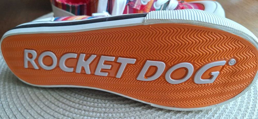 Чисто нови BFF кецове Rocket dog - н. 38