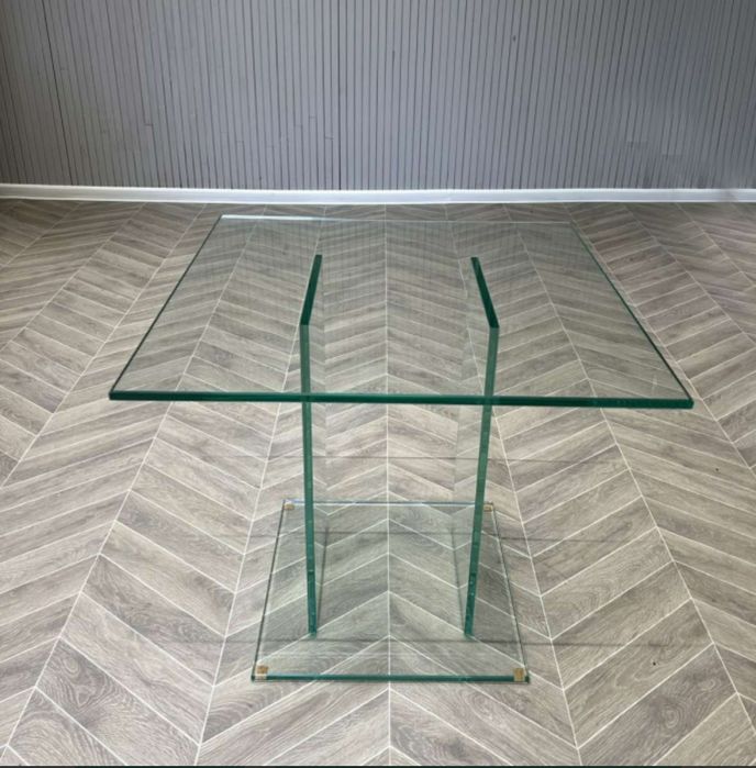 Журнальный столик