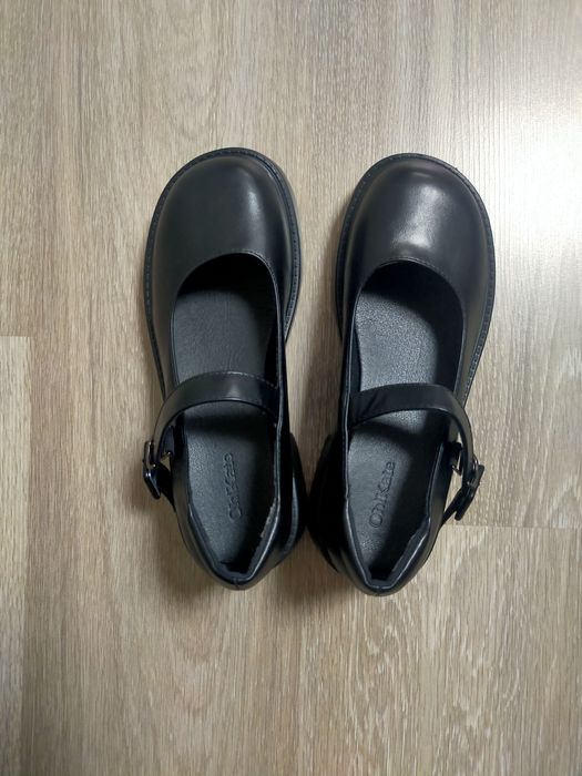 Туфли лоферы школьные,на платформе