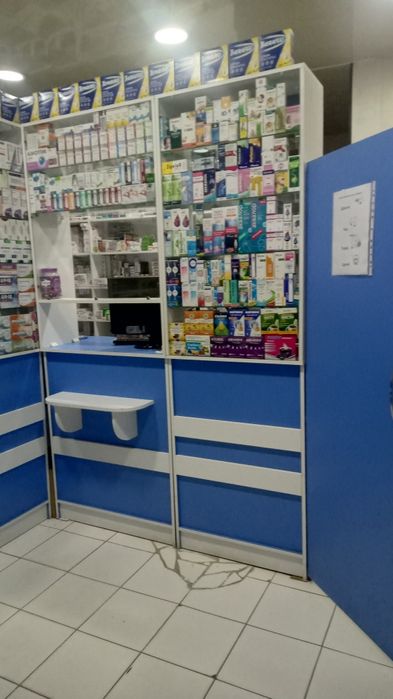 Аптека учун мебель