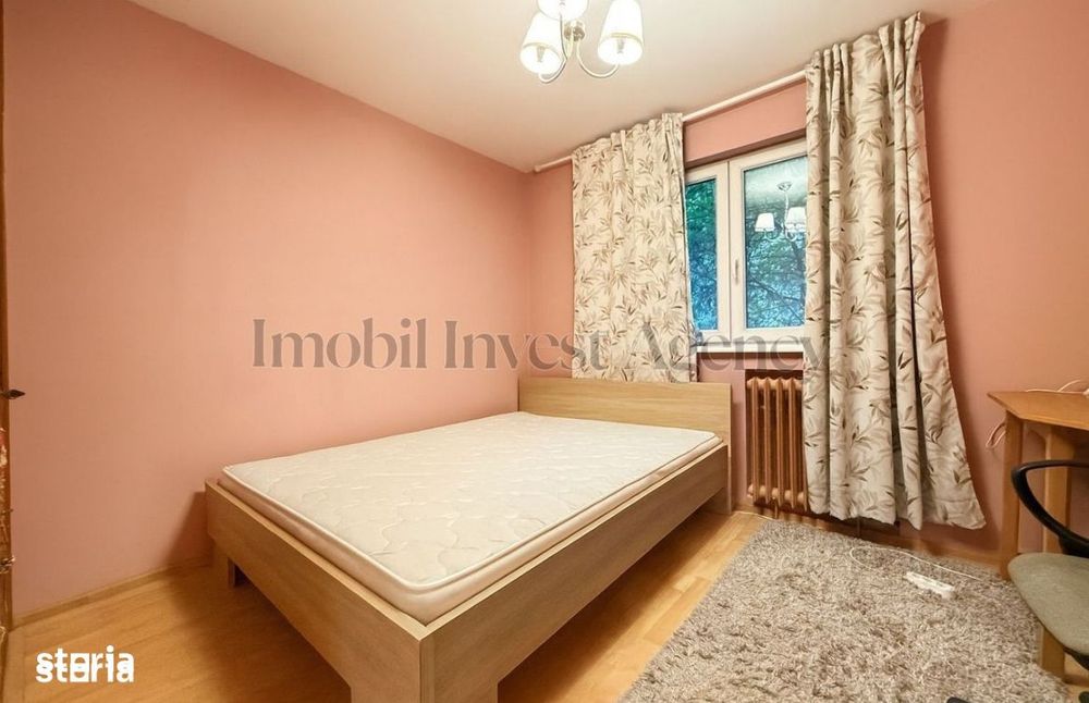 Proprietar inchiriez Familie / Studenti 4 camere Pet Friendly, parcare