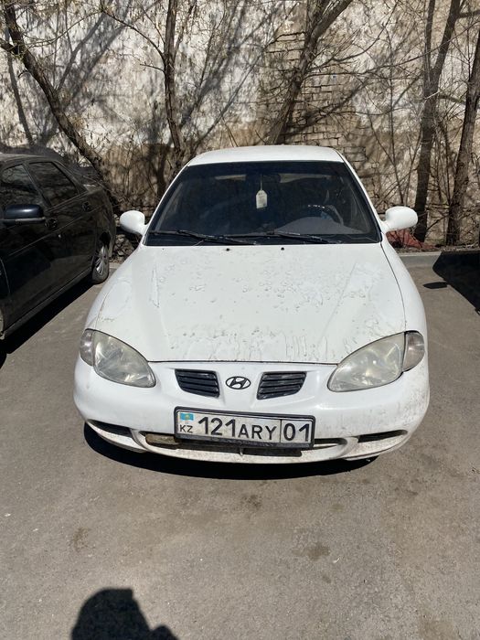 Hyundai avante 1998 года
