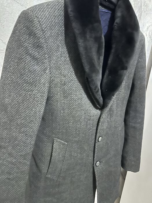 Пальто 44 размер сатылады