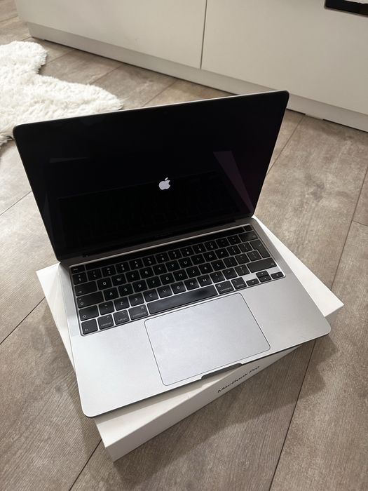 MacBook Pro 13 inch 2020