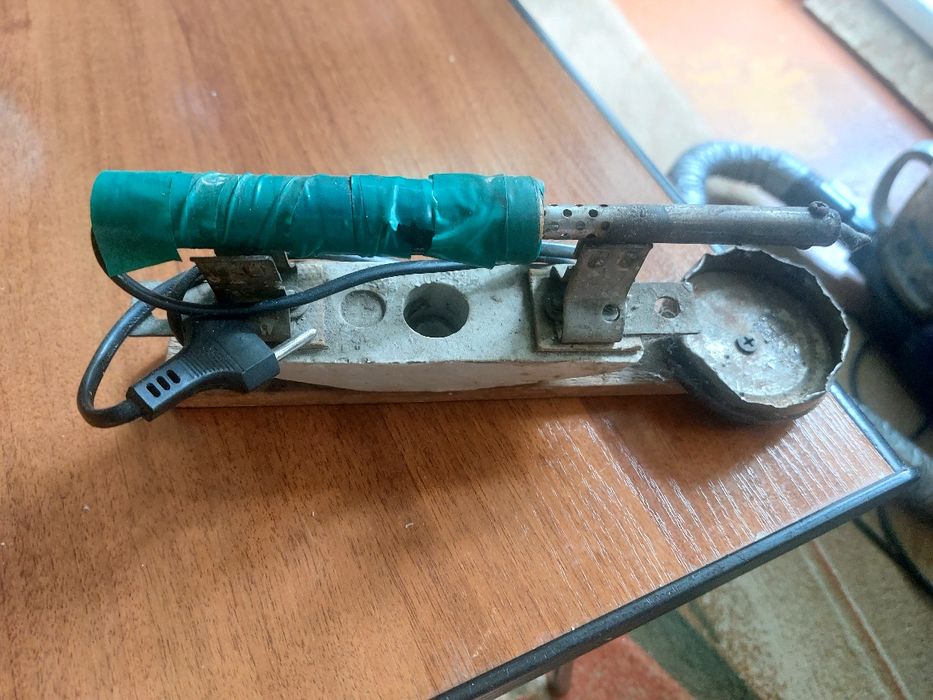 Паяльник отдам не дорого