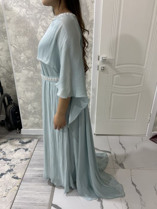 Вечерный платье