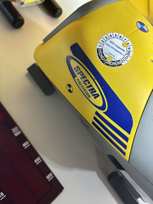 Spectra dg 613 nivela laser canalizare topcon hilti