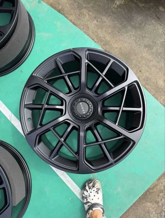 Zeekr 9x Оригинальные диски R22 Hyper