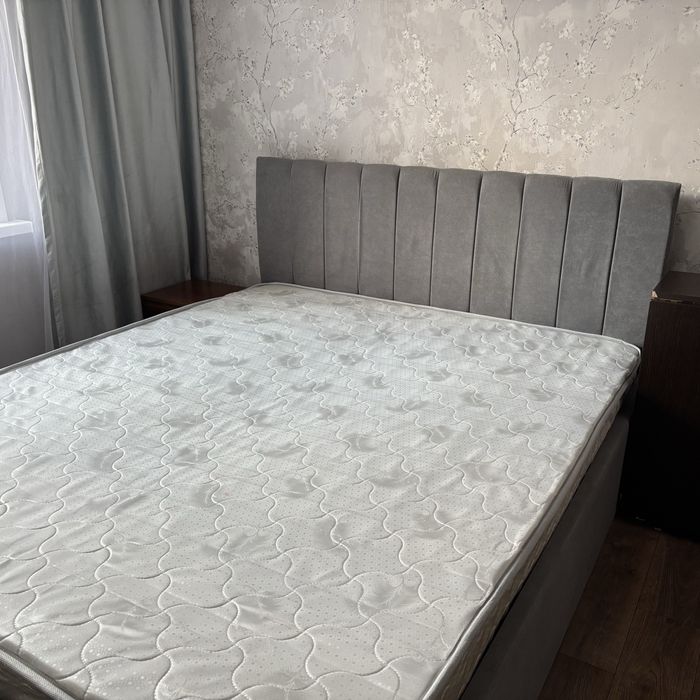 Кровать двухспальная