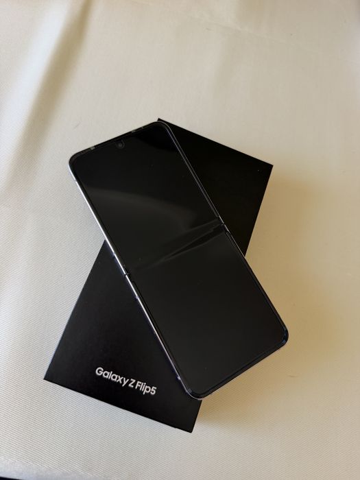 Samsung Galaxy Z Flip 5