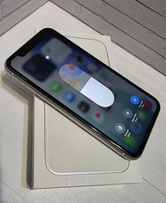 Iphone 11 128gb белый EAC