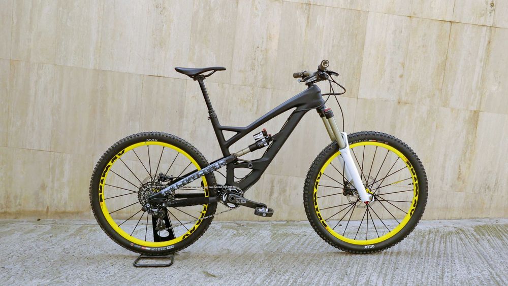 YT Capra CF Pro Race, 27.5 М, BOS Deville 170 ход, 1x 11 SRAM XO1