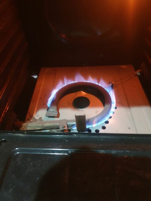 Продаётся газовая плита