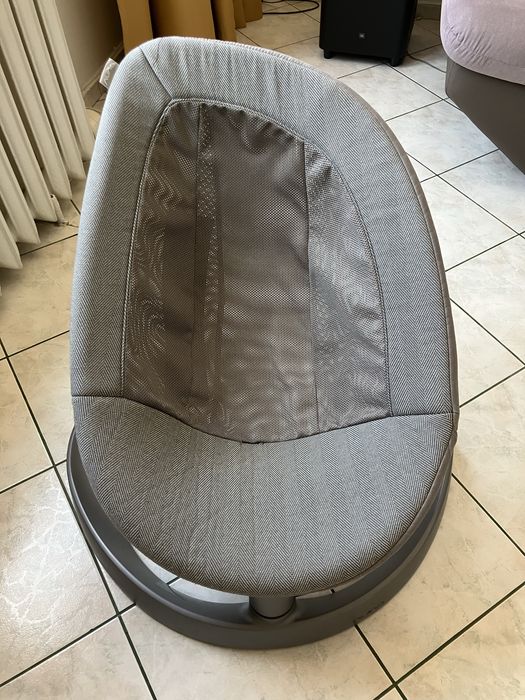 Nuna Leaf Grow Quartz + дъга с играчки