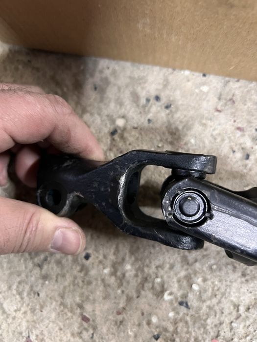 Рулевой вал камри