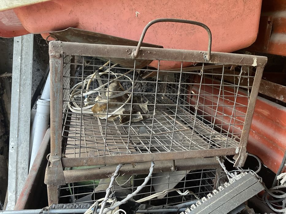 Продам стеллажи