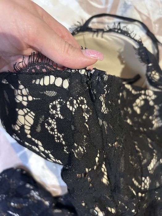 Официална дантелена рокля