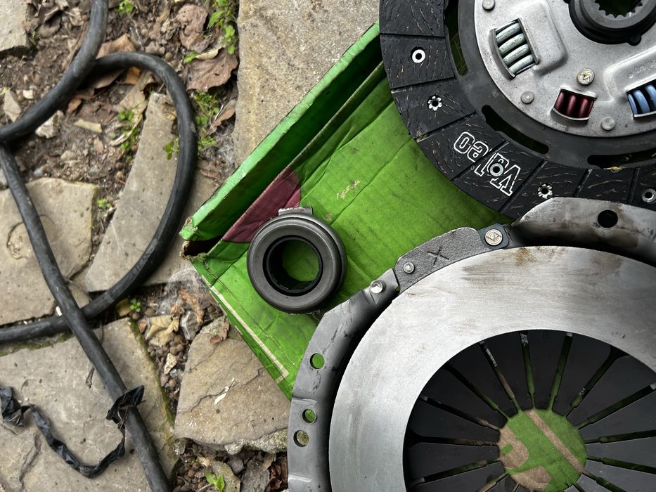 Съединител Valeo 803718 чисто нов