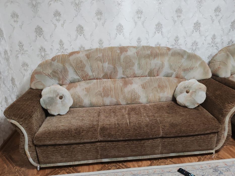 Продам диван тройка