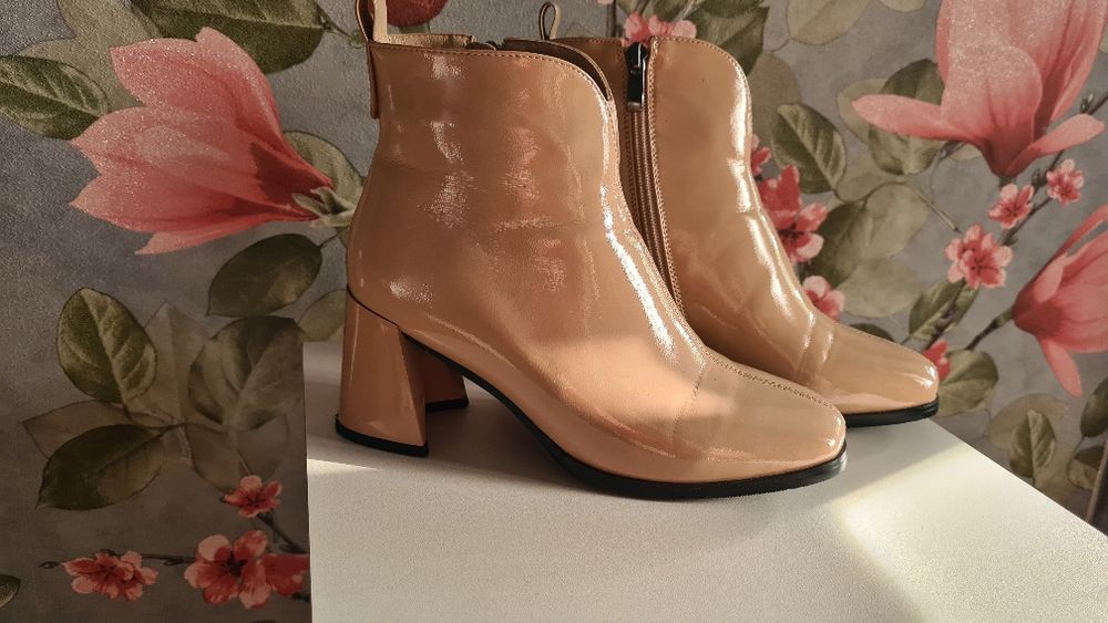 Женские ботильоны