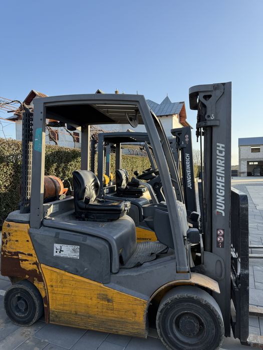 3 stivuitoare Jungheinrich (GPL) -Pachet sau individual-