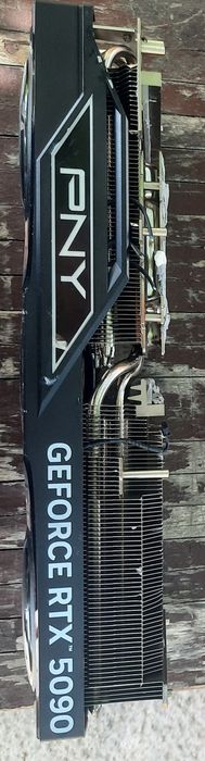 Vând sistem de răcire geforce 5090