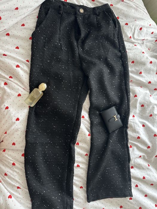 Pantaloni classy cu paiete/ sclipici noi