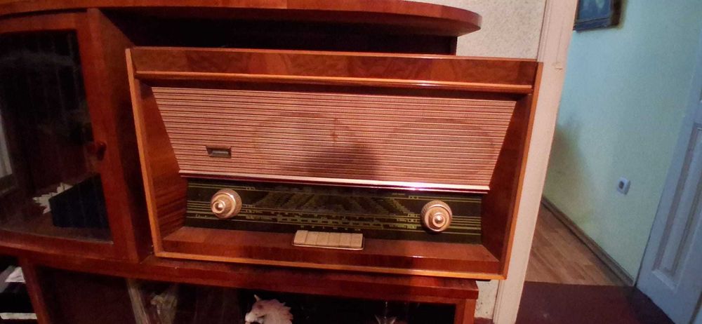 Radio cu pickup pe lămpi Electronica Darclée / Select – Anii '60, Vintage de Colecție