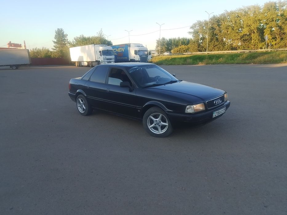 Продам Ауди 80 б4